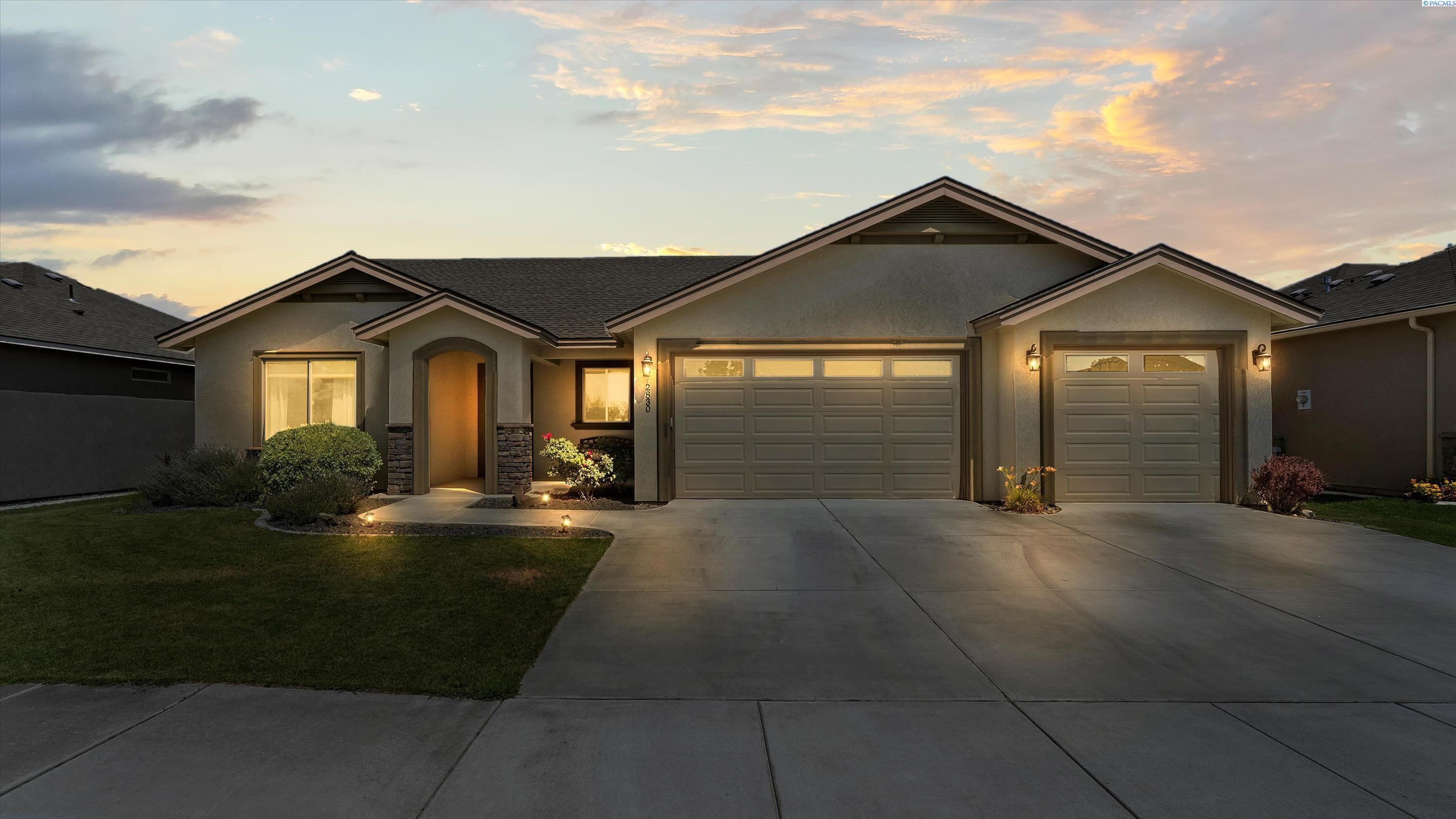 Property Photo: 2830 Copperbutte St WA 99354