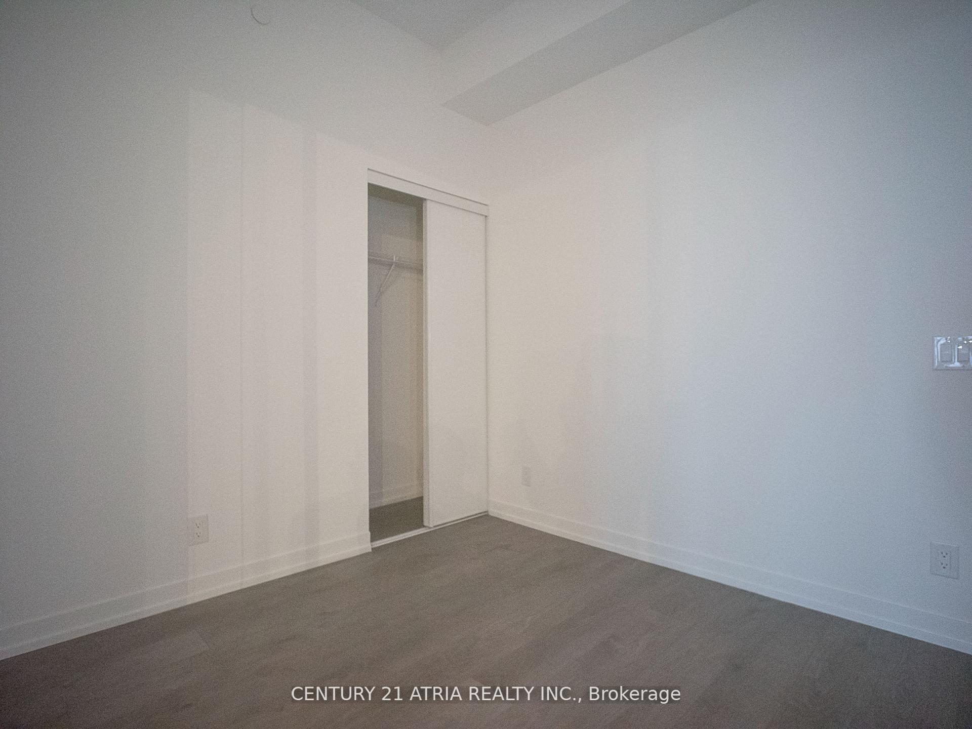 Property Photo:  270 Dufferin Street Lph 15  ON M6K 0H8 