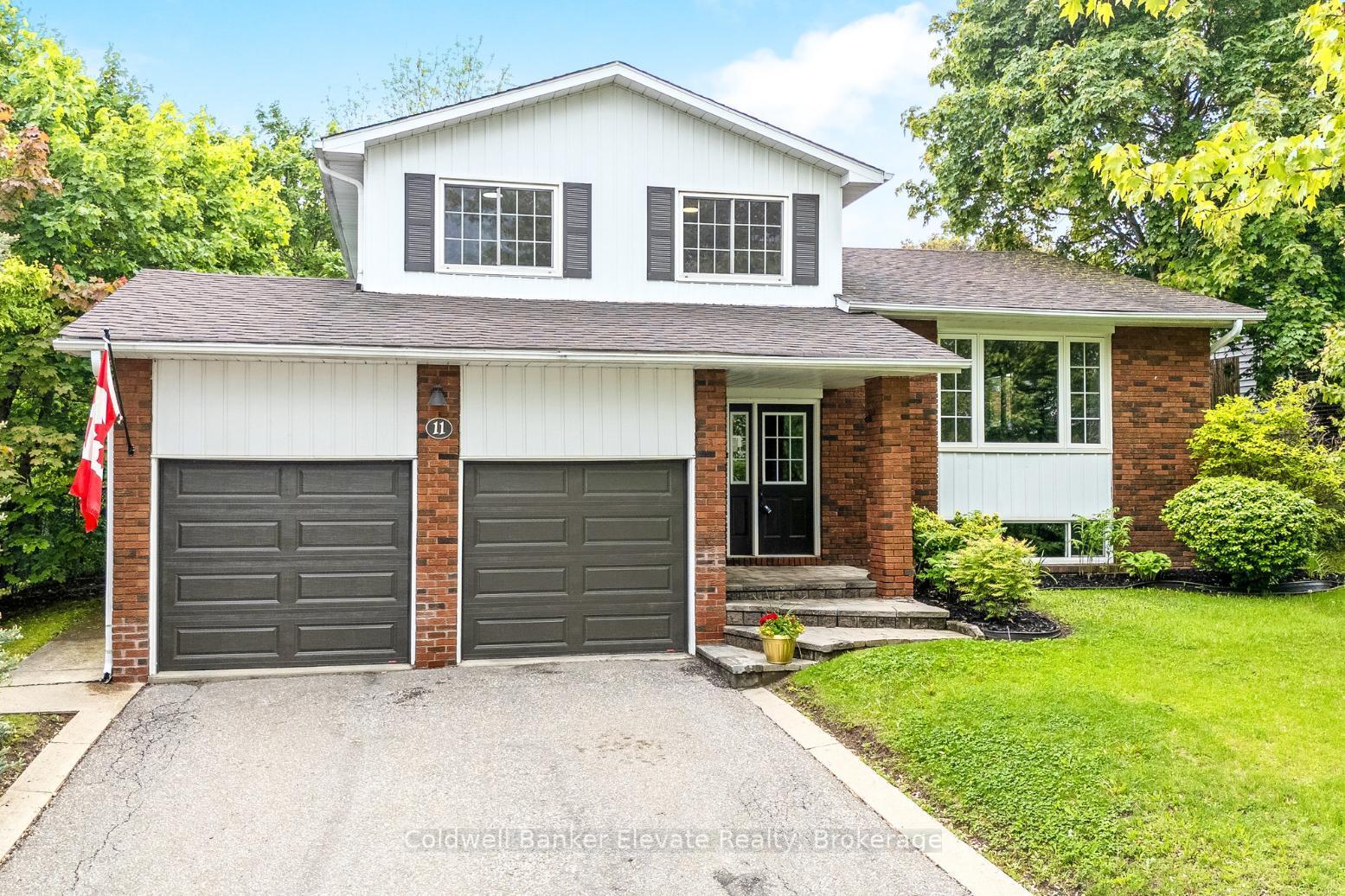 Photo de la propriété: 11 Hillside Drive ON L7G 4W2