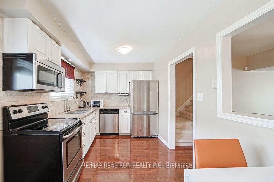 Property Photo: 1350 Glenanna Road 38 ON L1V 2V9