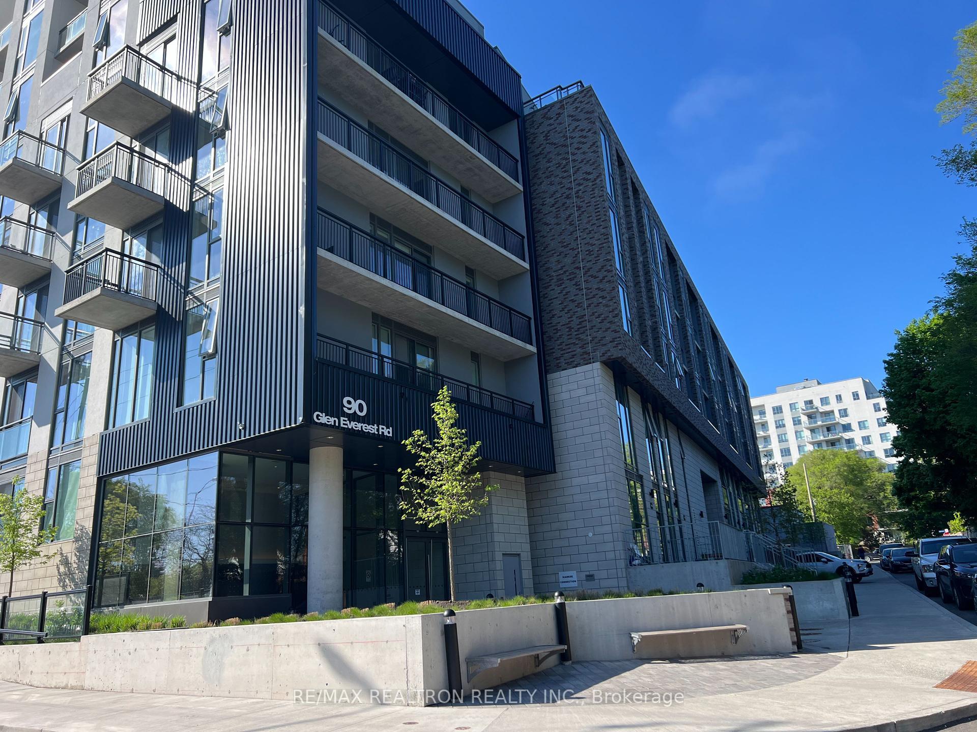 Property Photo:  90 Glen Everest Road 520  ON M1N 0C3 