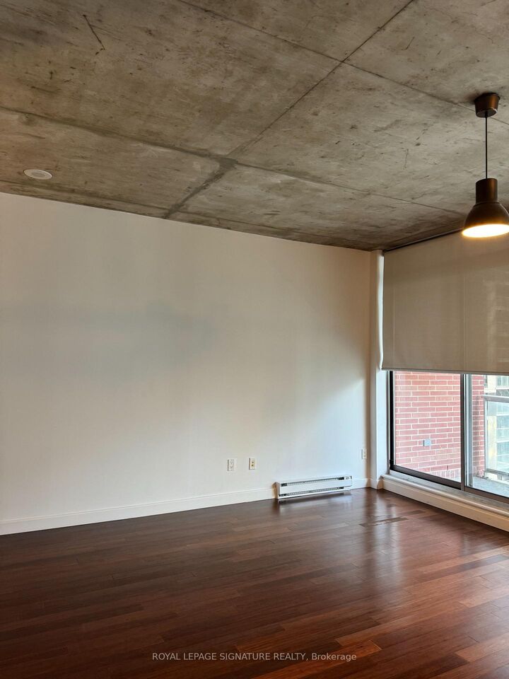 Property Photo:  179 George Street S 1004  ON K1N 1J8