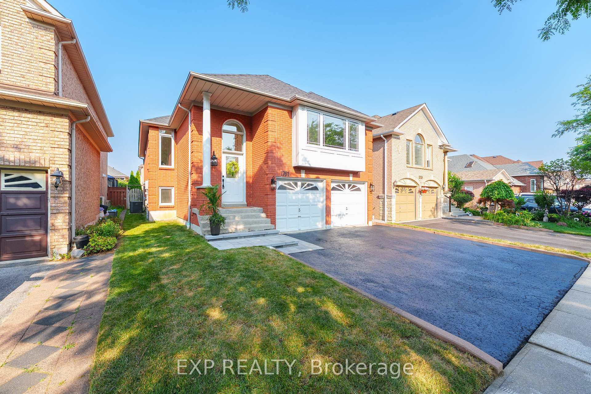 Property Photo:  1761 White Cedar Drive  ON L1V 6Z1 