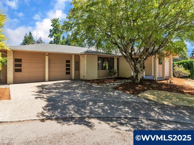 Property Photo:  4582 20th Ct S  OR 97302 