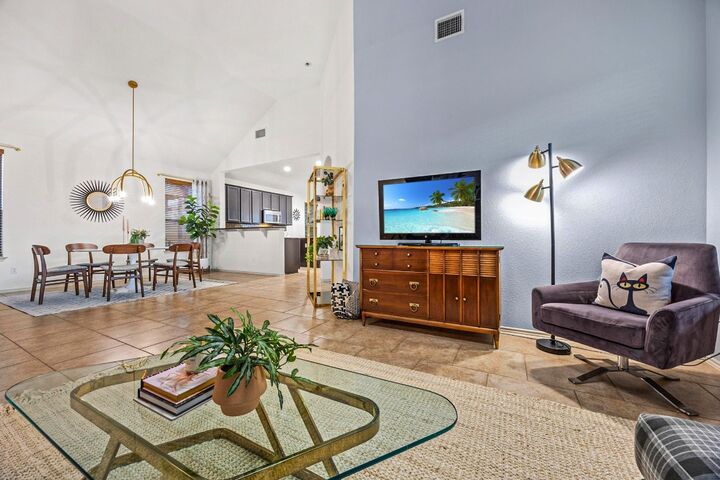 10137 Milla Circle  Austin TX 78748 photo