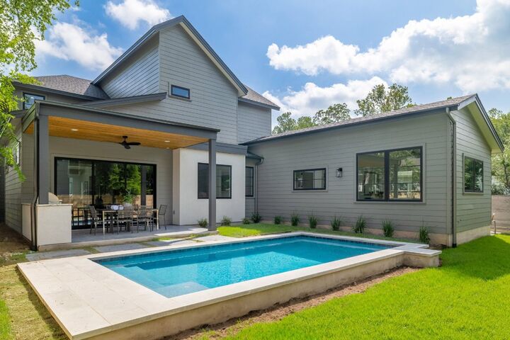 Property Photo: 1703 Piedmont Avenue TX 78757