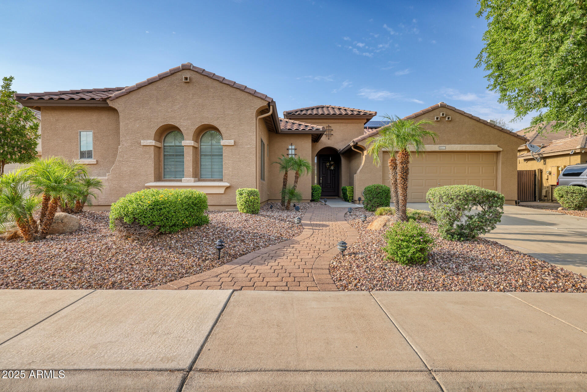 Property Photo: 11948 W Jessie Lane AZ 85373
