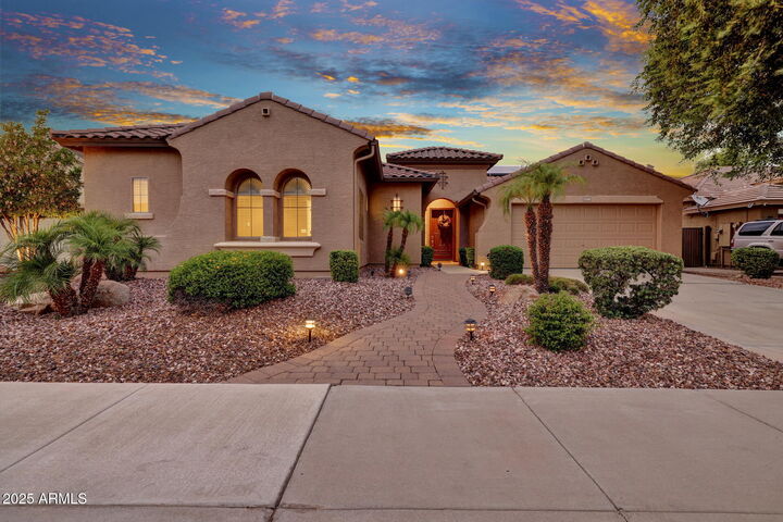 Property Photo: 11948 W Jessie Lane AZ 85373