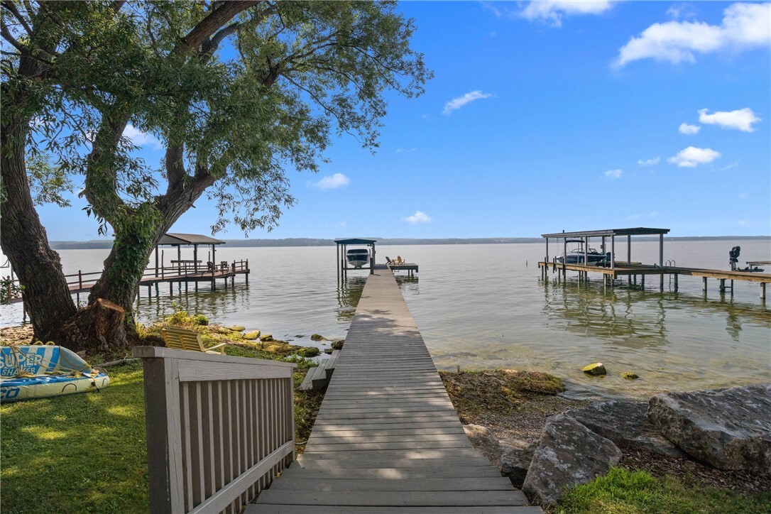 Property Photo:  4622 Willow Cove  NY 14456 