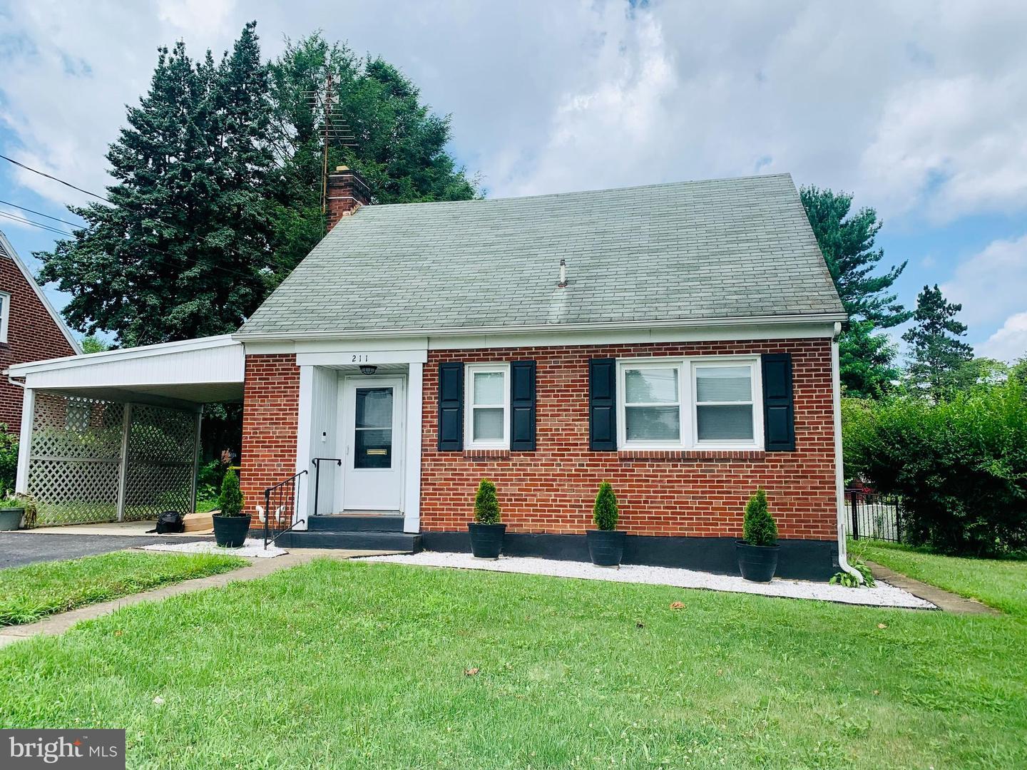 211 16th Street  New Cumberland PA 17070 photo