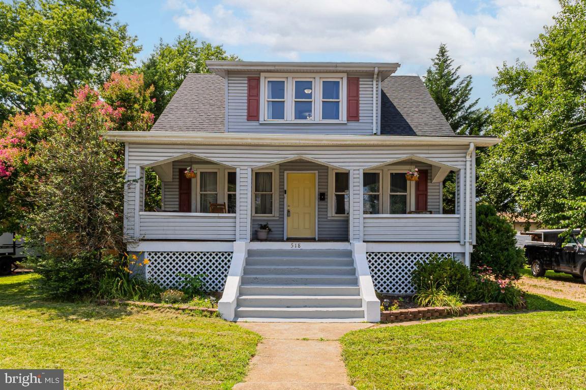 Property Photo: 518 Warren Avenue VA 22630