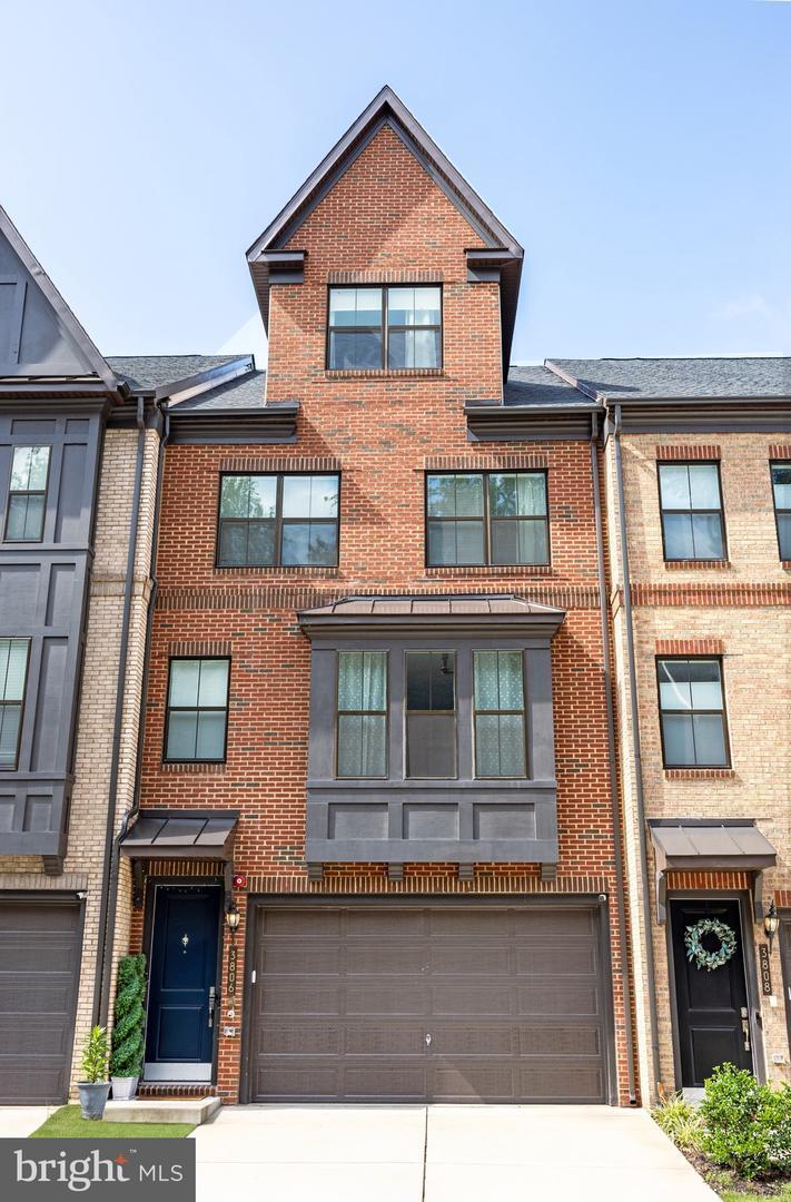 Property Photo:  3806 Rainier Drive  VA 22033 
