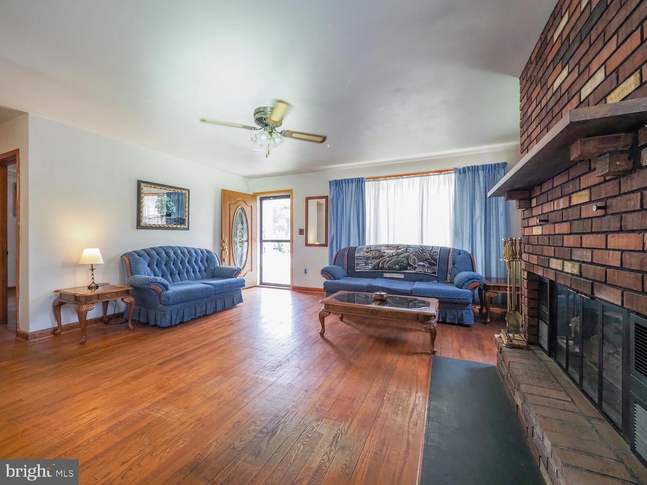 Property Photo: 238 Wanda Road MD 21122