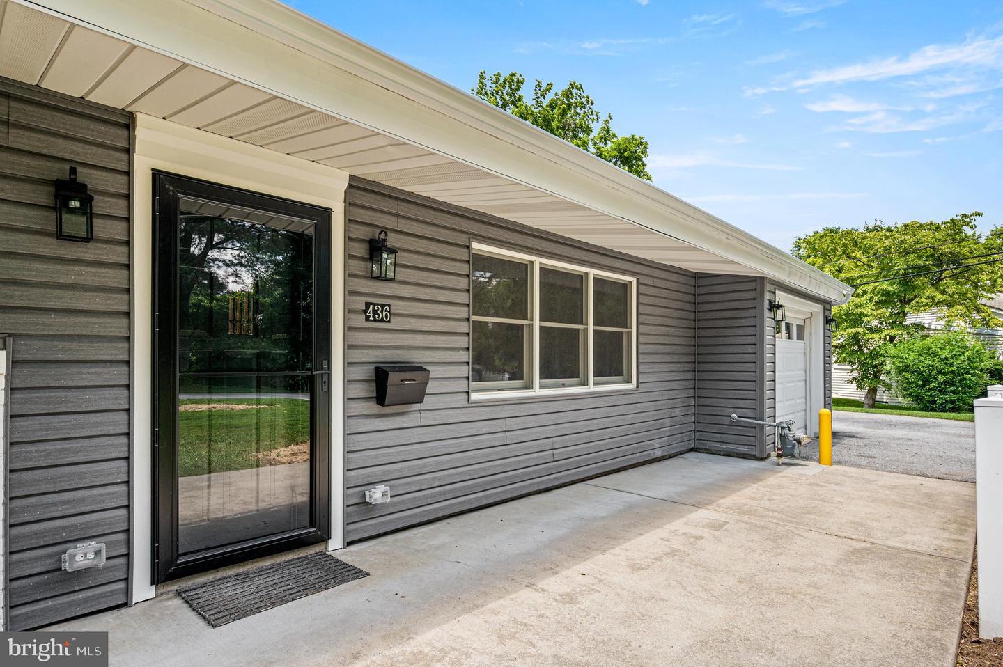 Property Photo:  436 Willow Way  PA 19380 