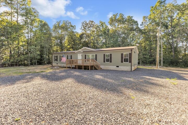 Property Photo: 1235 Hwy 2 GA 30711