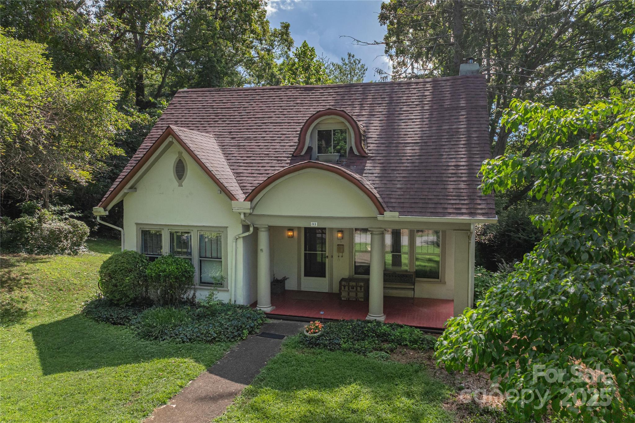 31 Samayoa Place  Asheville NC 28806 photo