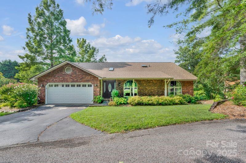 Property Photo:  156 Circle Top Drive  NC 28739 
