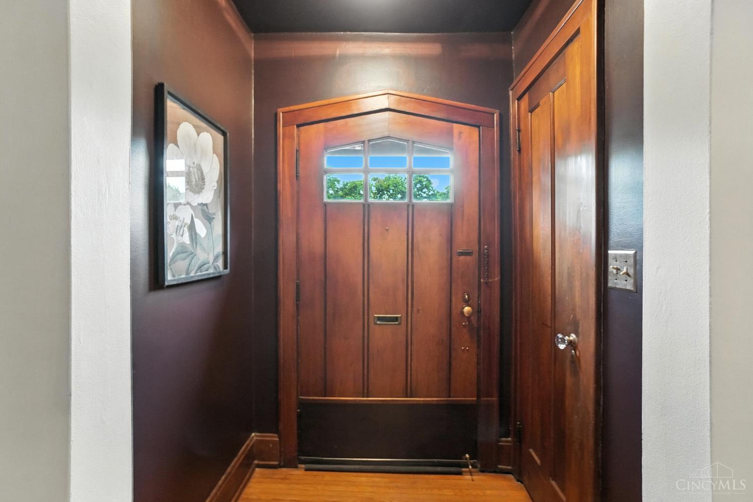 Property Photo:  2922 Utopia Place  OH 45208 