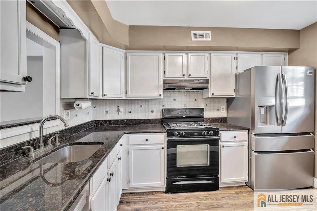 Property Photo: 722 Darlington Drive NJ 08857