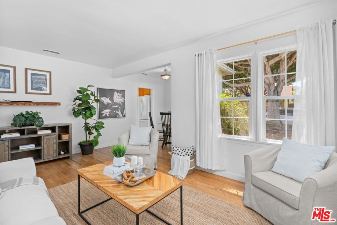 1333 Grant St  Santa Monica CA 90405 photo
