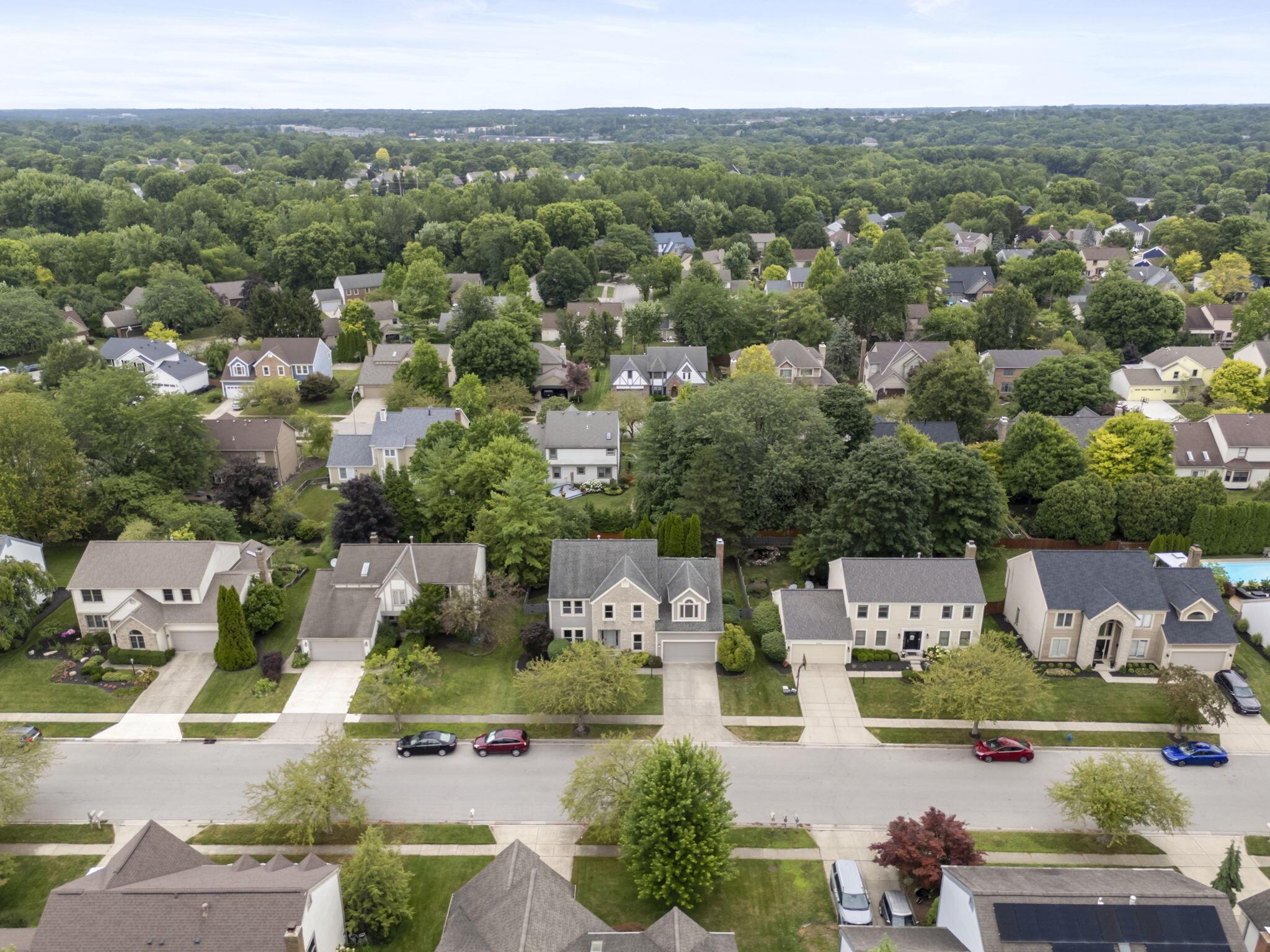 Property Photo:  4600 Coolbrook Drive  OH 43026 