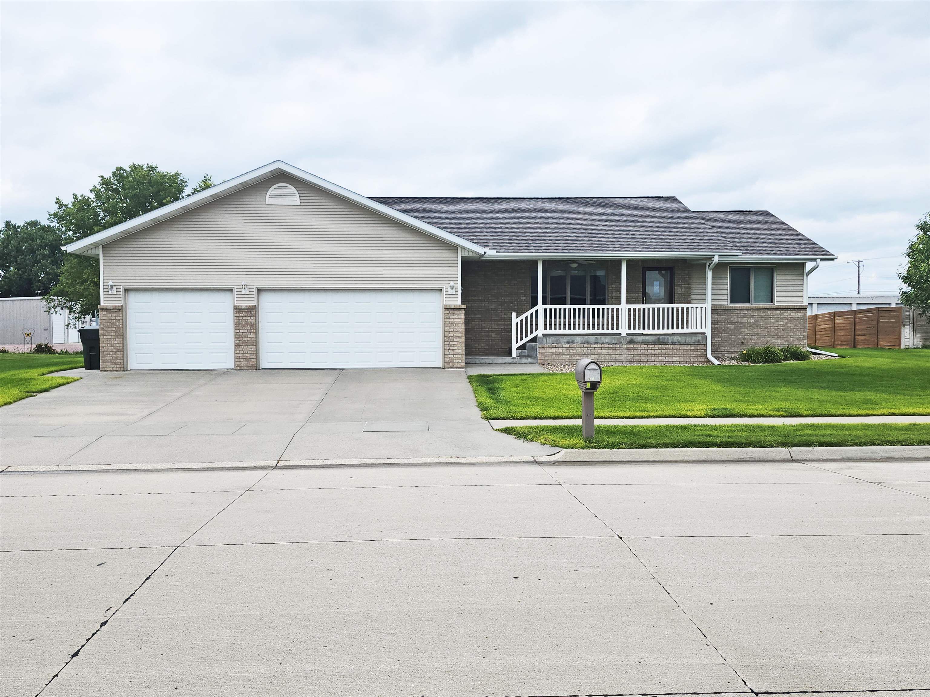 2616 36th Street  Columbus NE 68601 photo