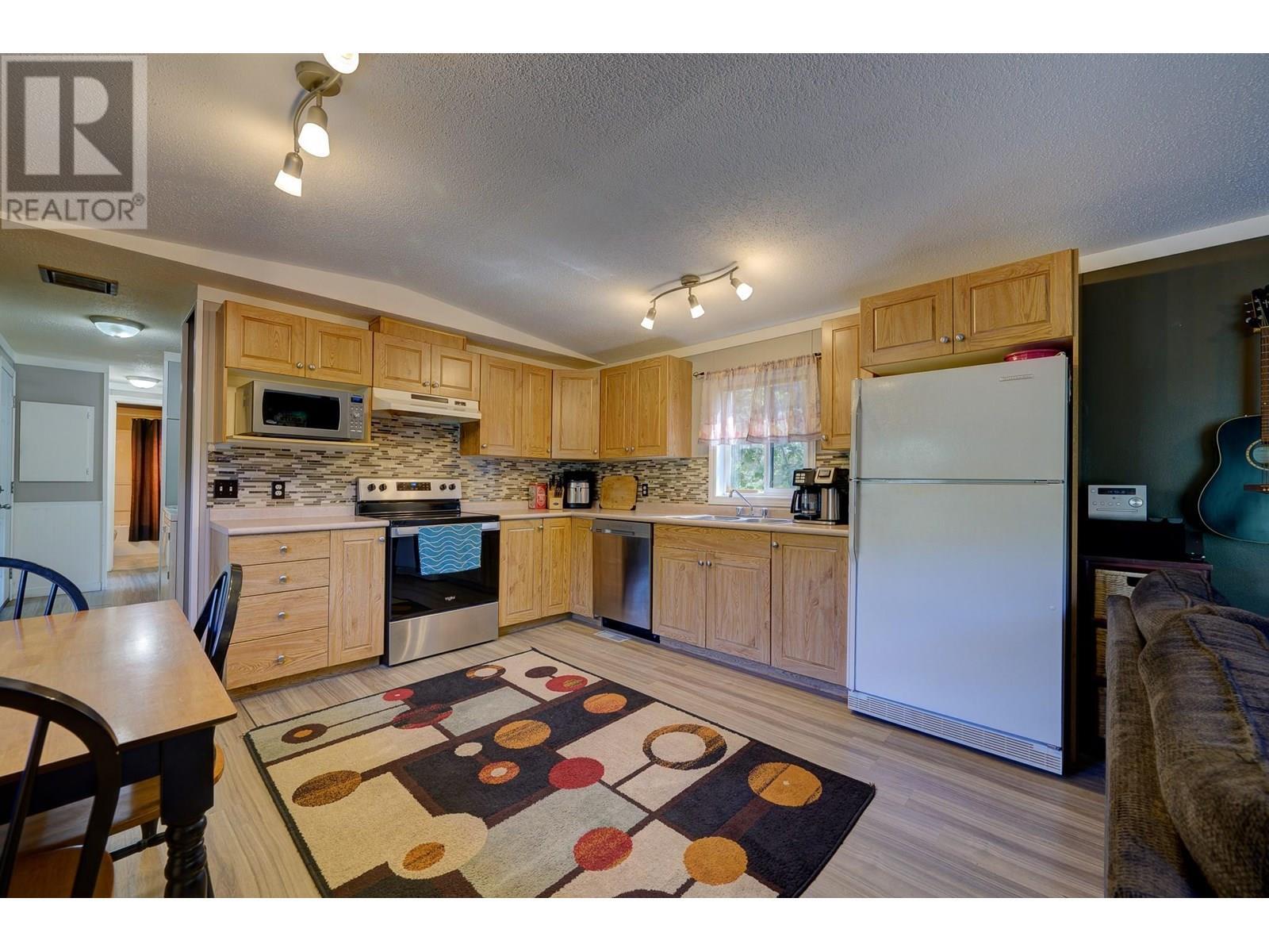 Property Photo:  3546 Yellowhead Highway 13  BC V0E 2E0 