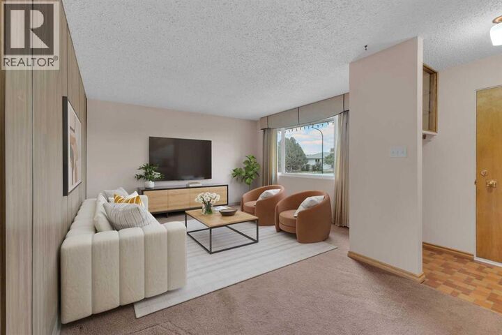 Property Photo: 6 Fir Street AB T4N 4Y2