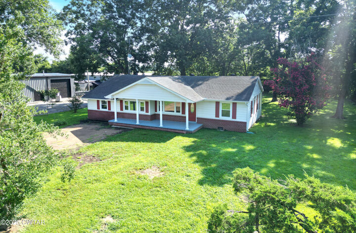 Property Photo: 370 S Thompson Street TN 38261