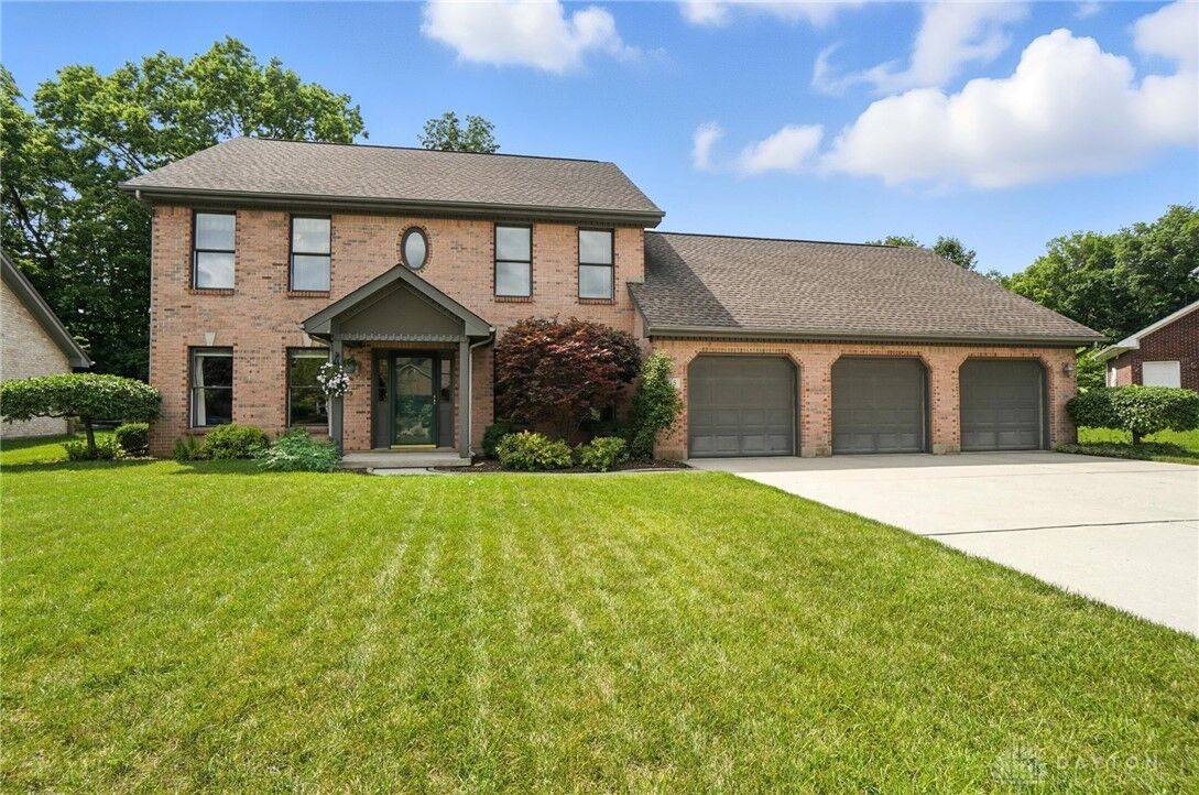 Property Photo:  305 Pauly Drive  OH 45315 