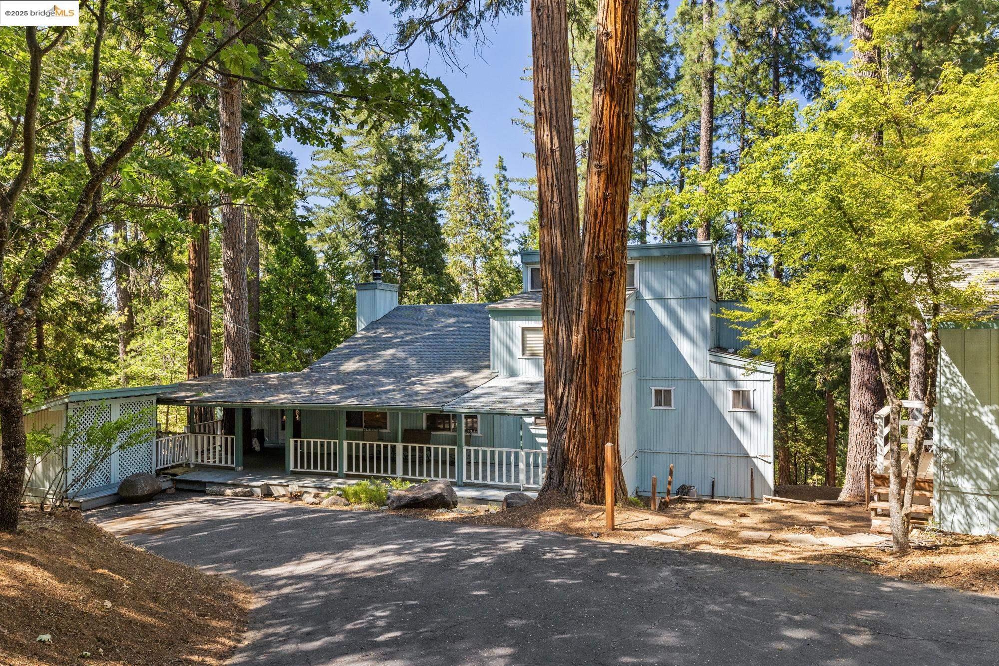 Property Photo: 24214 N Oxbow Lane CA 95370