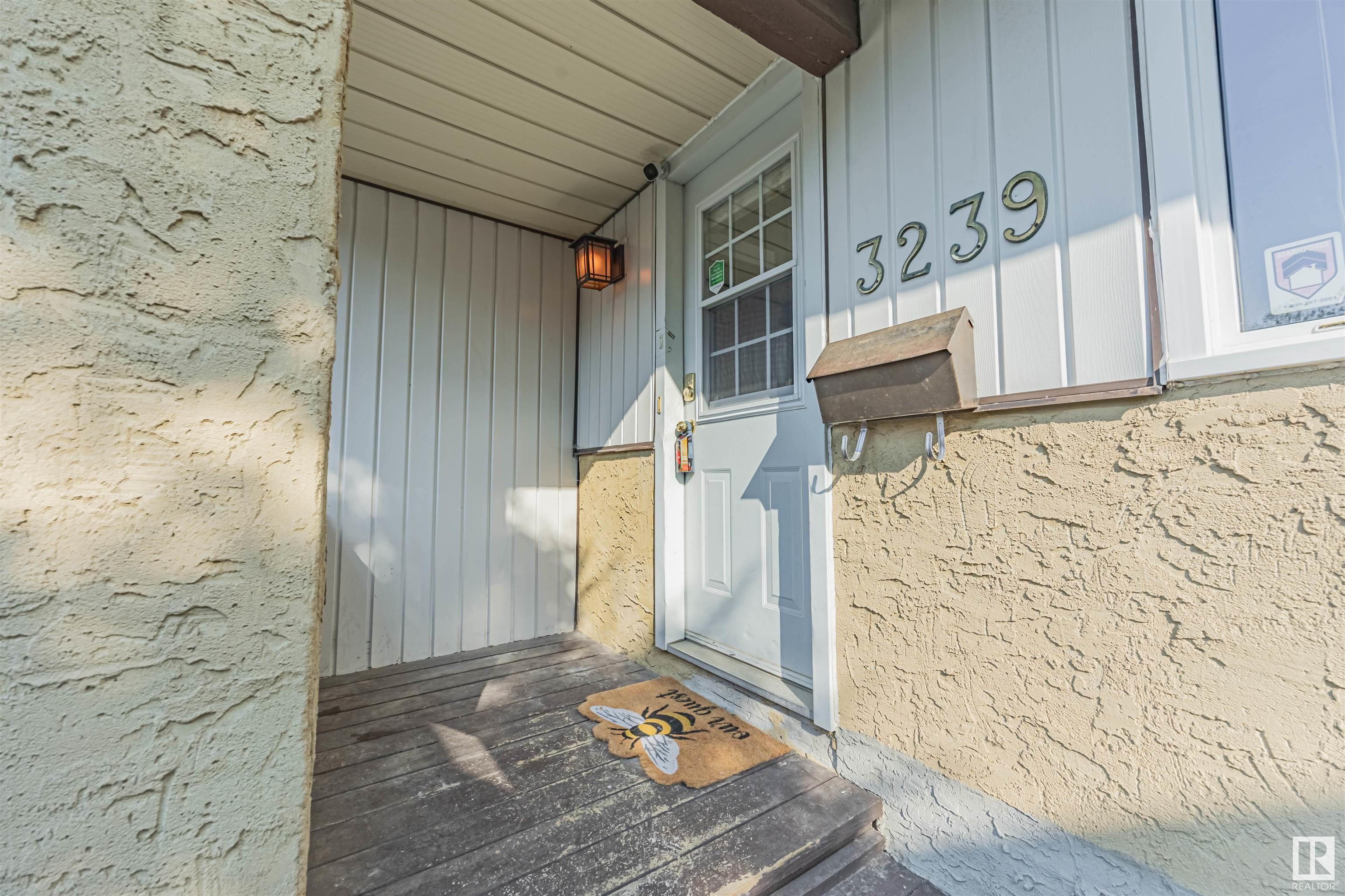 Property Photo: 3239 139 Avenue NW AB T5Y 1T2