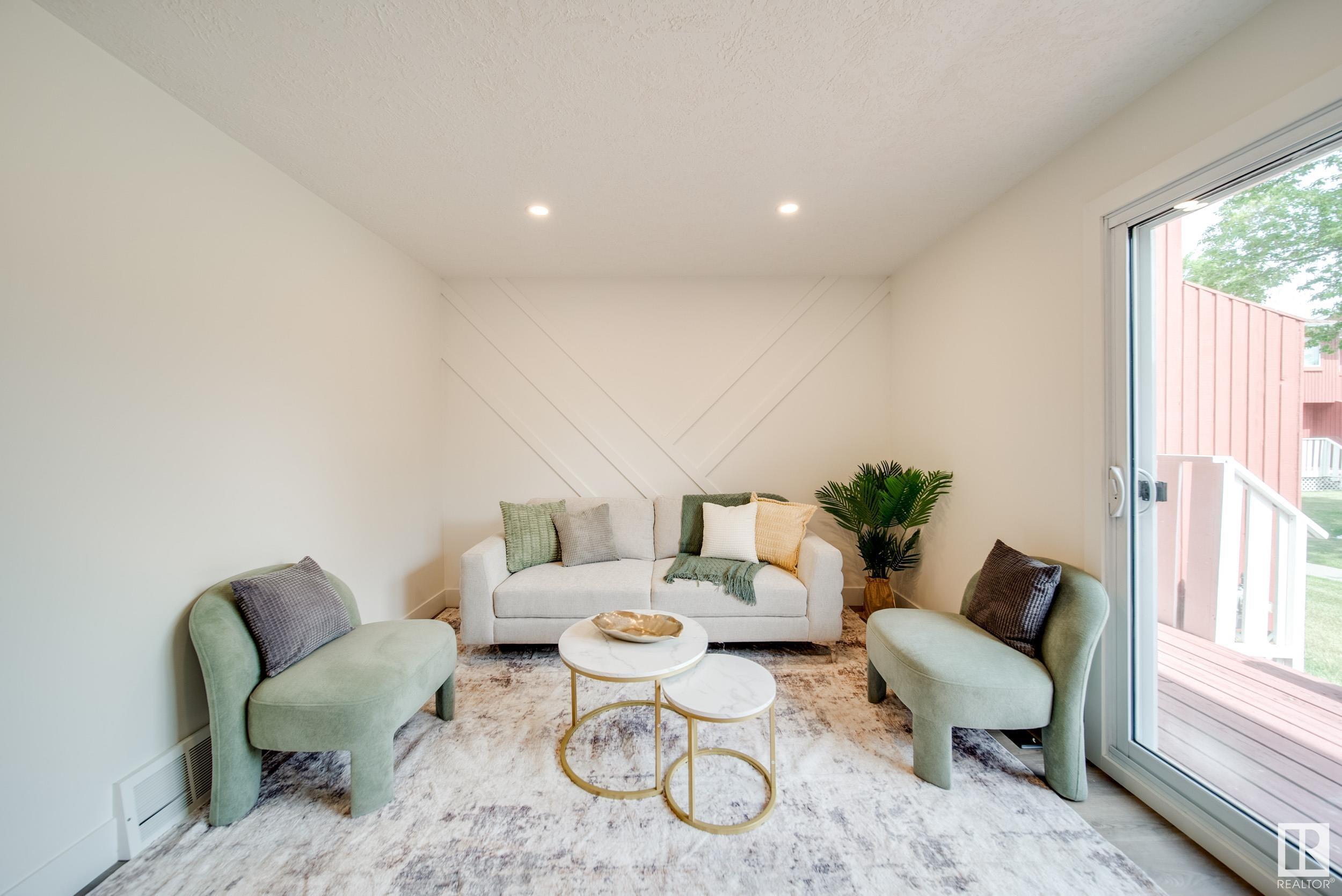 10630 Beaumaris Road NW  Edmonton AB T5X 3N4 photo