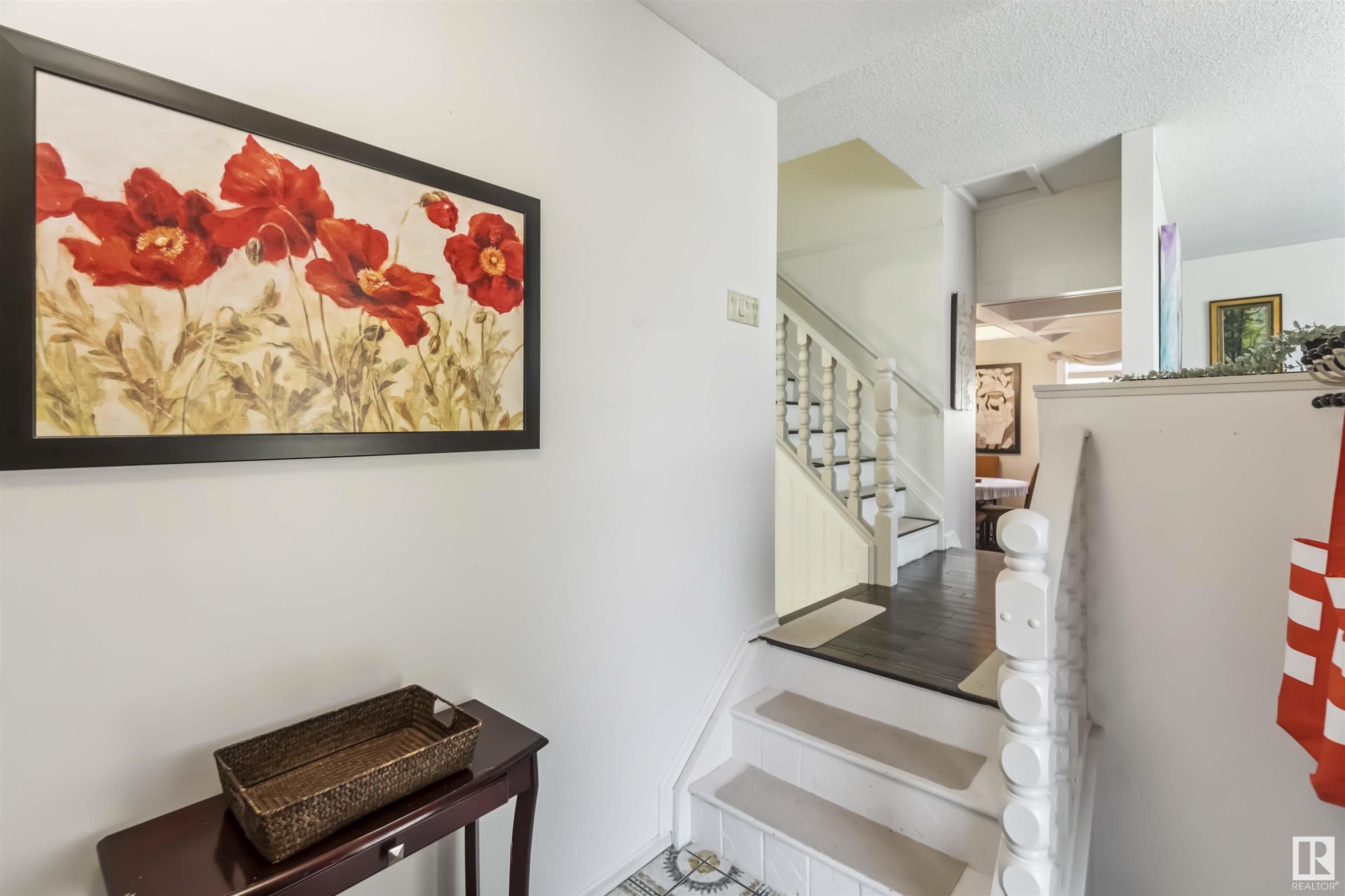 Property Photo:  9818 185 Street NW  AB T5T 3E5 