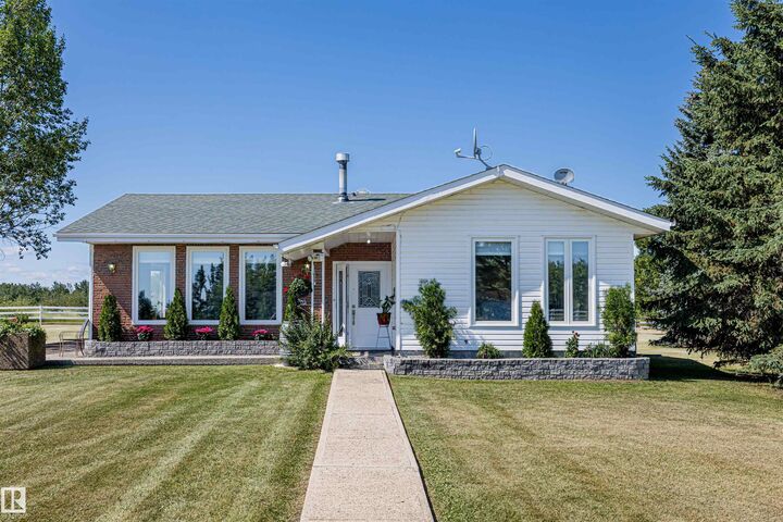 21341 Twp Road 534  Rural Strathcona County AB T8G 2B2 photo