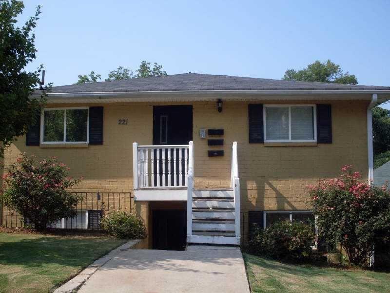Property Photo:  221 Dodd Avenue SW  GA 30315 