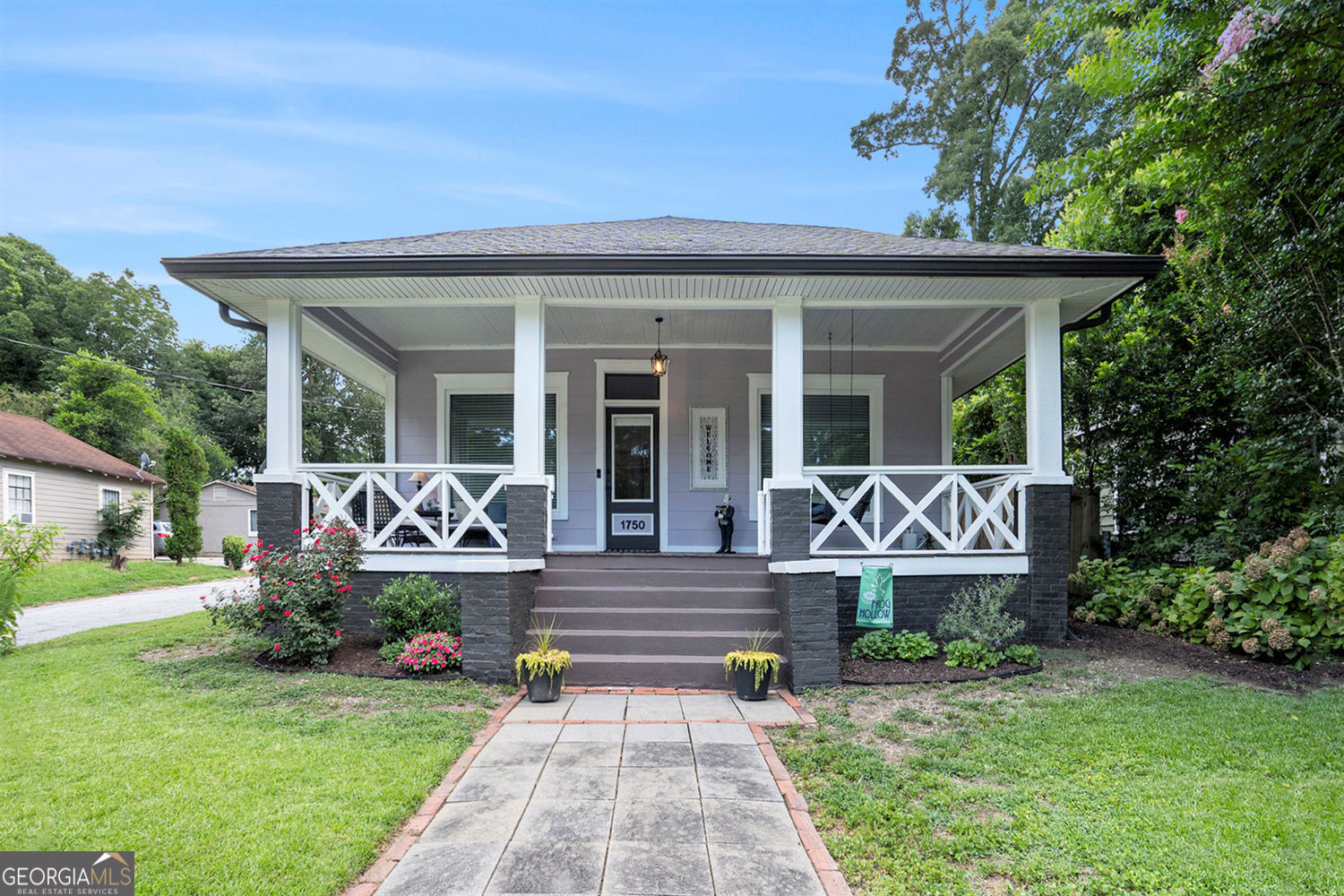 Property Photo: 1750 Thompson Avenue GA 30344