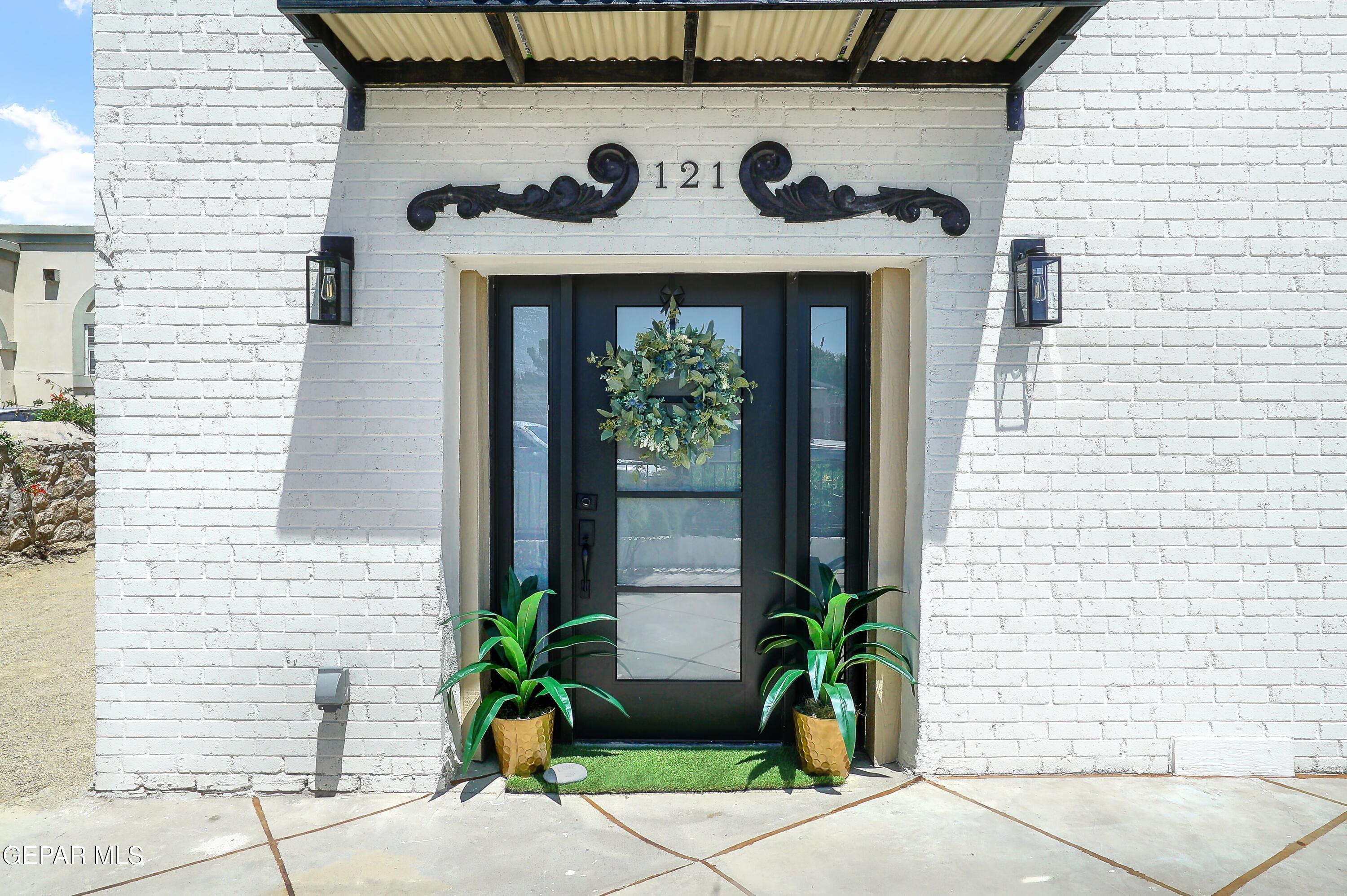 Property Photo: 121 Rio Road TX 79922