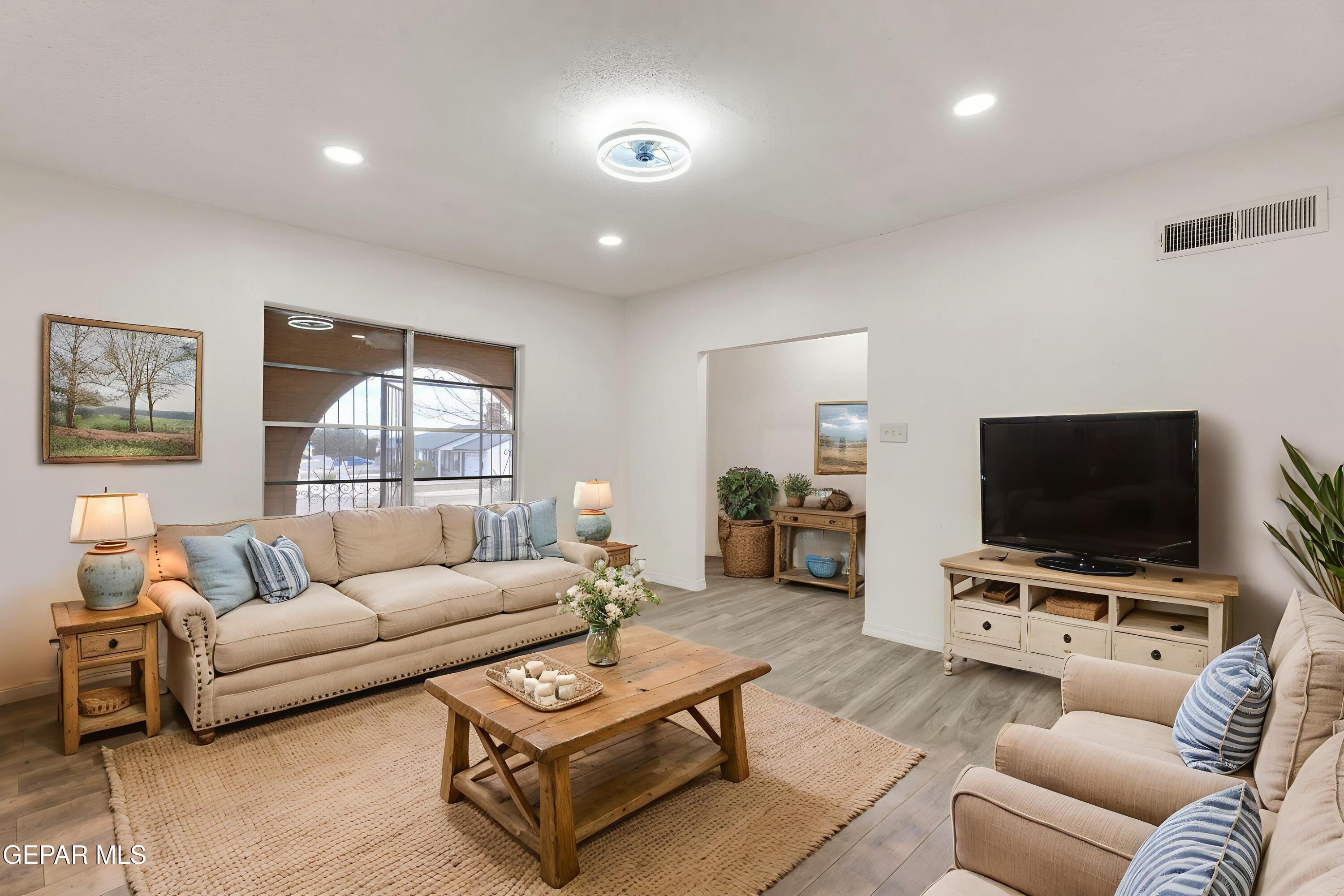 Property Photo:  2121 Jonwood Street  TX 79925 