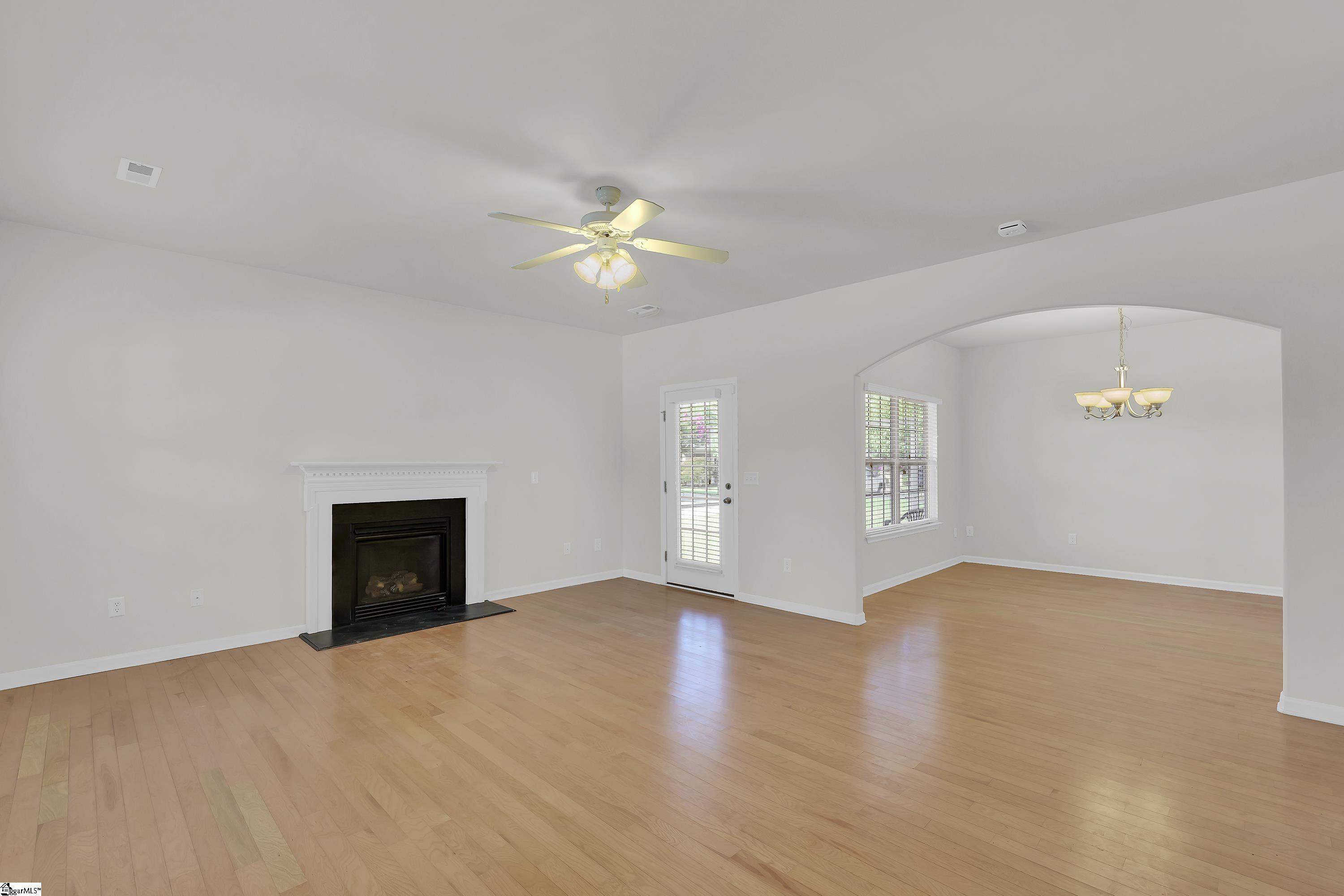 Property Photo: 412 Vintage Hill Drive SC 29609