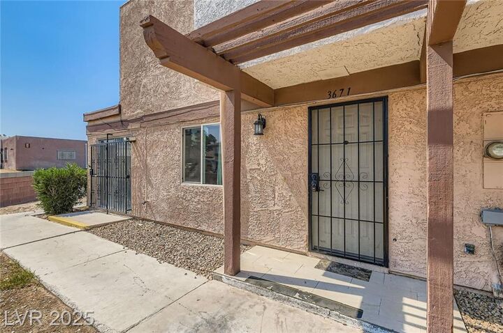 Property Photo:  3671 Villa Knolls East Drive  NV 89120 