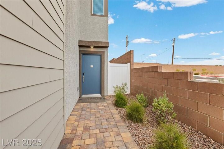 Property Photo: 1501 Eliana Crossing Place NV 89002