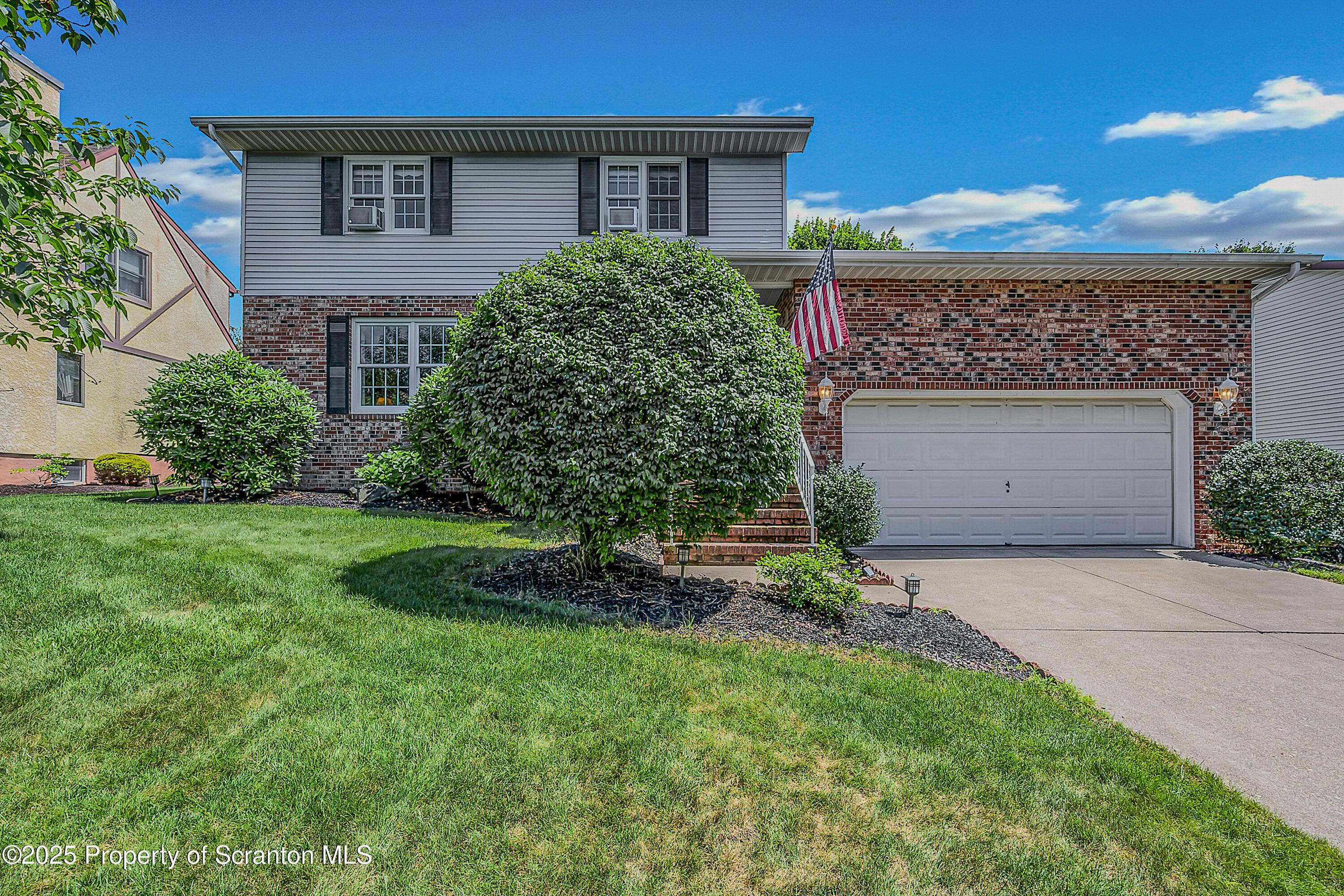 Property Photo:  1206 Waddell Street L 13  PA 18403 