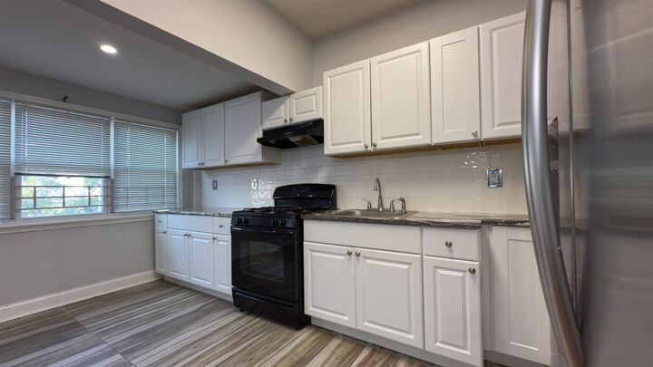 Property Photo: 273 Woodlawn Ave #2 NJ 07305