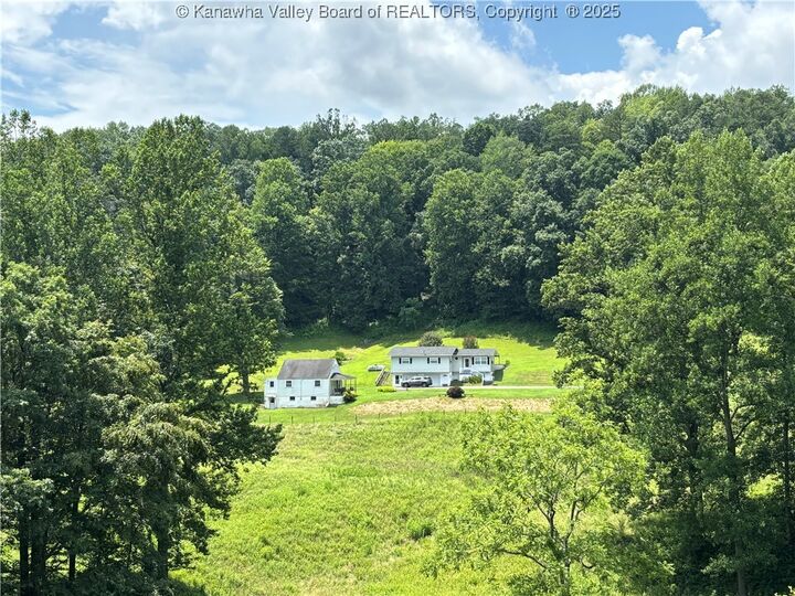 Property Photo:  609 Rockcrest Drive  WV 25309 