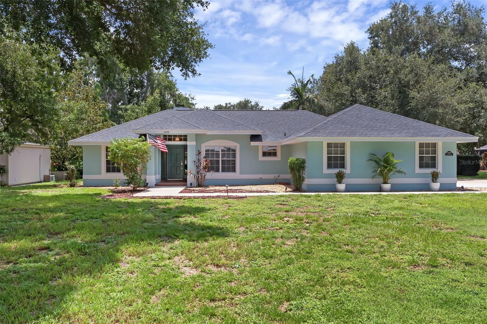 Property Photo: 10708 Lake Hill Drive FL 34711
