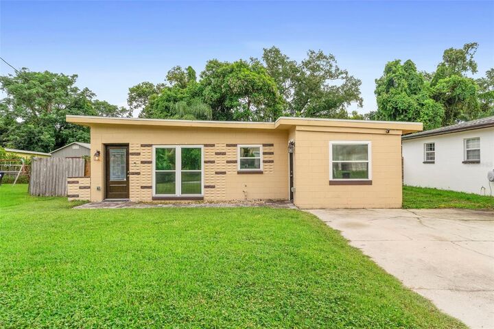 Property Photo:  1909 White Avenue  FL 32806 