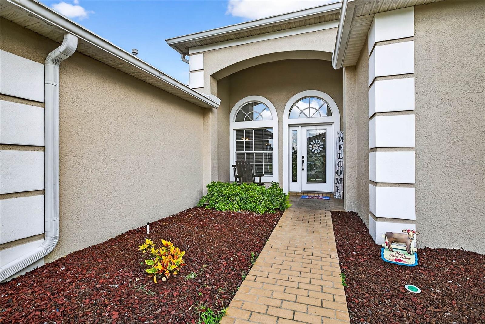 Property Photo: 4616 Roslyn Ct FL 34639