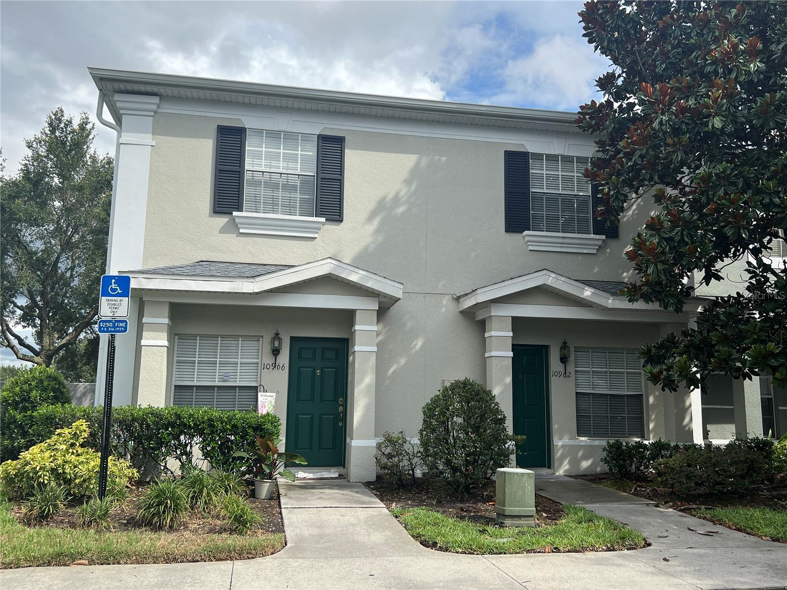 Property Photo: 10962 Savannah Wood Drive 151 FL 32832