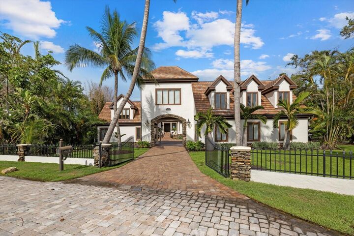 Property Photo: 4315 Mangrove Place FL 34242